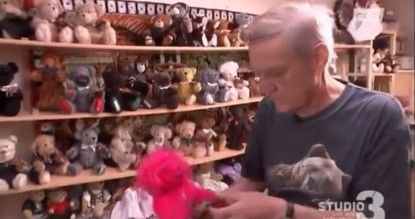 Bildschirm-foto-2023-10-13-um-18-07-36AfxKYisY1d5sF